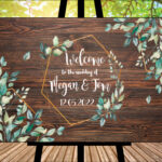 Personalised Welcome Wedding Sign, Floral Wood Rustic Sign - 40cm x 30cm Hexagon Frame Design - Dark or Light